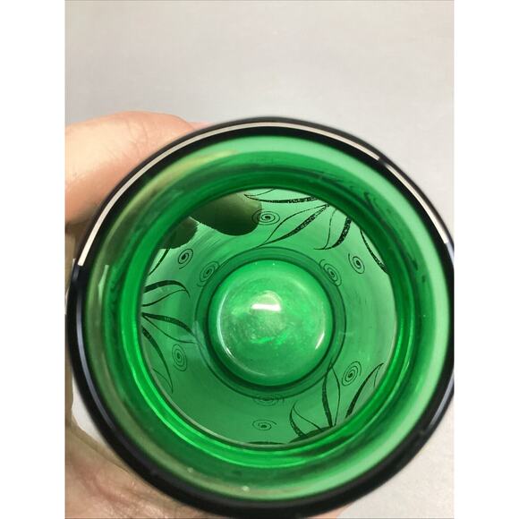 Vintage 1950s Anchor Hocking Emerald Green Mini Glass Vase - 3.75” - Picture 6 of 8